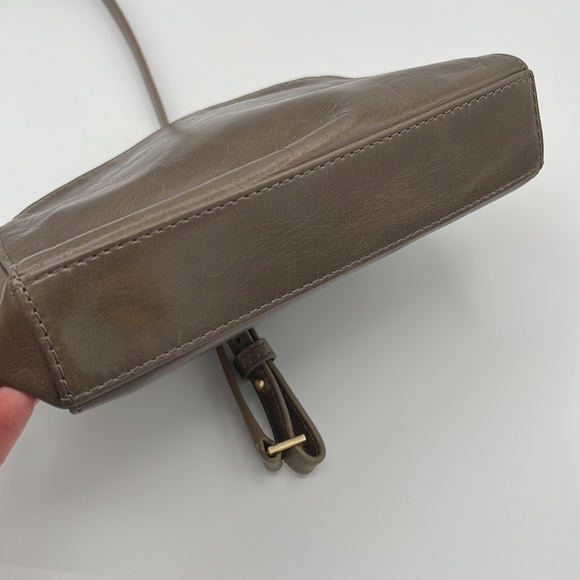 HOBO VINTAGE HIDE CROSSBODY - Picture 9 of 10